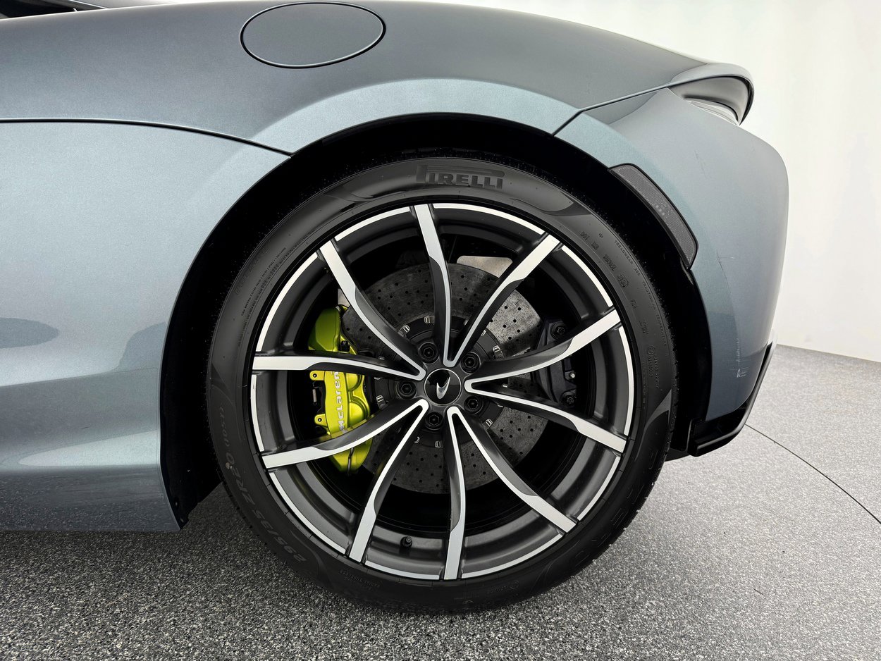 2023 McLaren Artura Vision - Photo 29