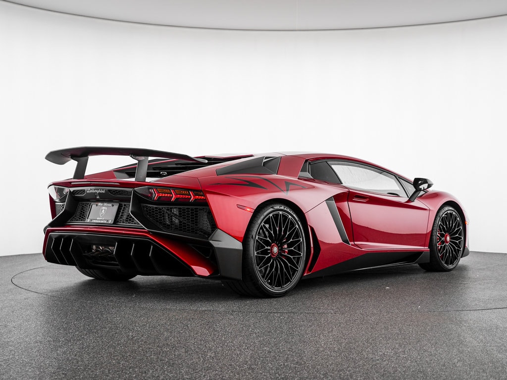 2016 Lamborghini Aventador Superveloce - Photo 6