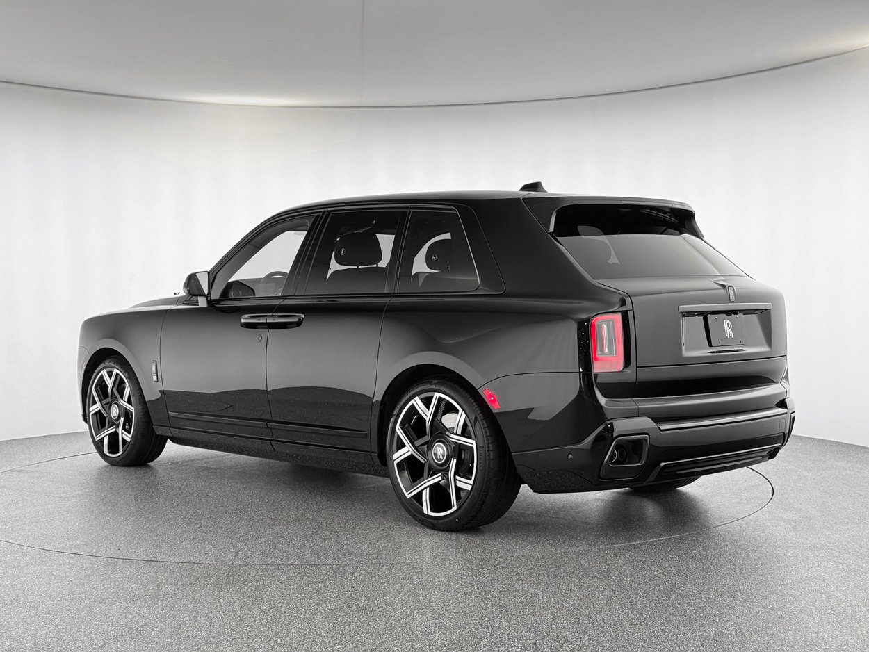 2026 Rolls-Royce Cullinan Black Badge - Photo 2