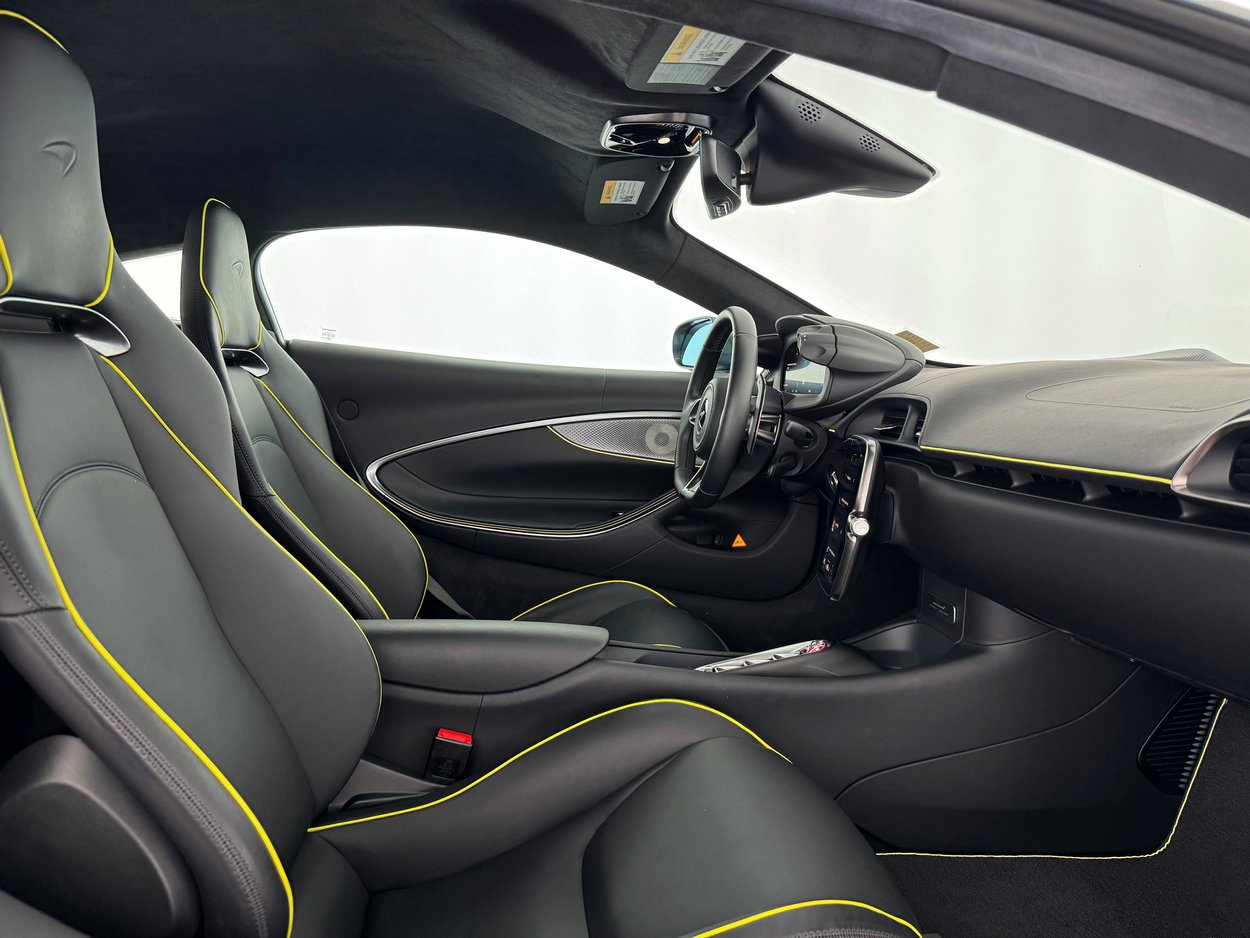 2023 McLaren Artura Vision - Photo 24