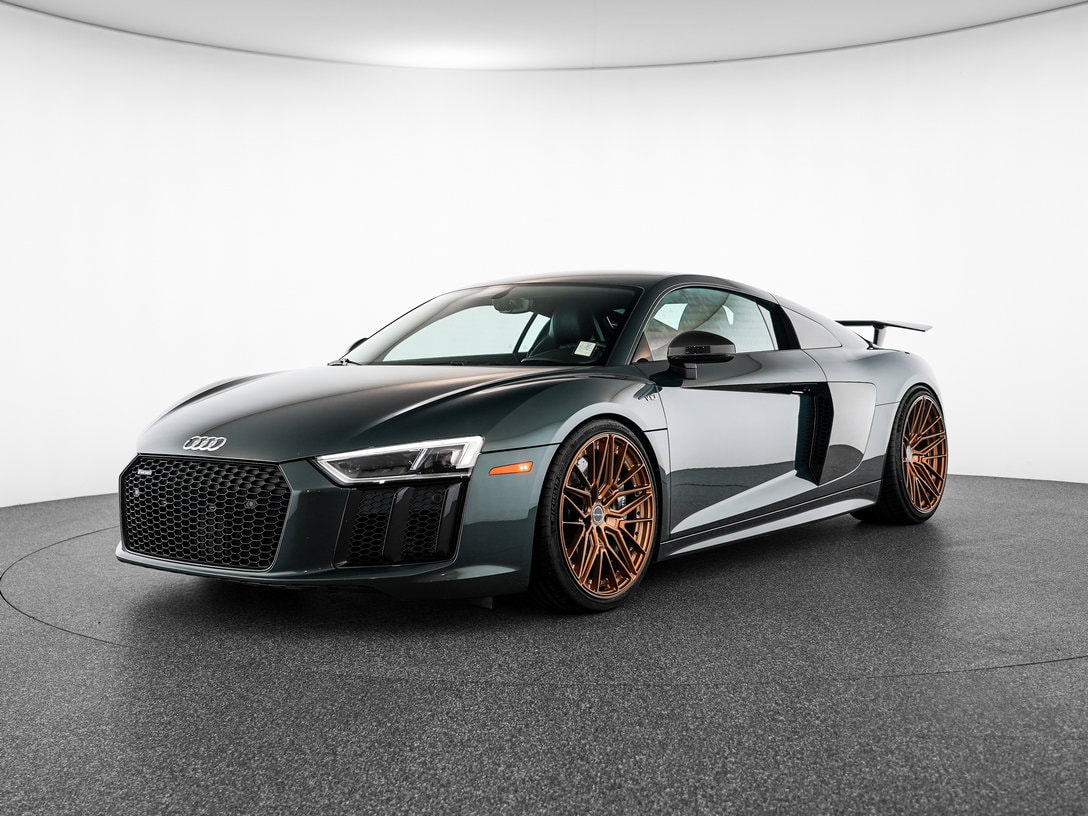 2018 Audi R8 V10 plus Coupe quattro S tronic's photo