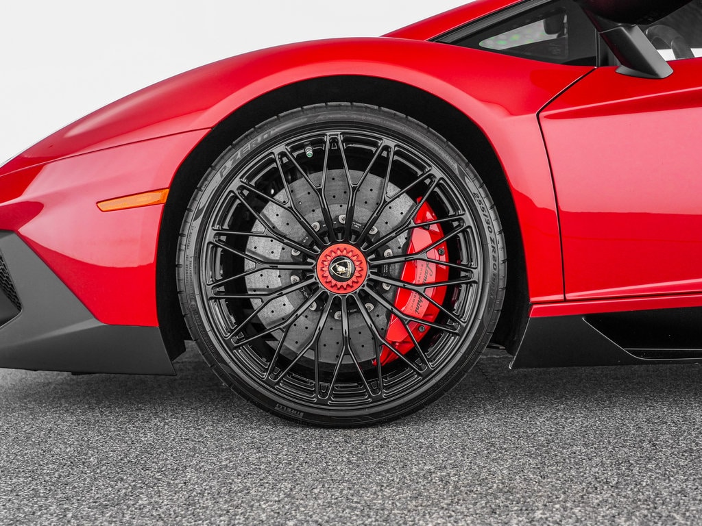 2016 Lamborghini Aventador Superveloce - Photo 31