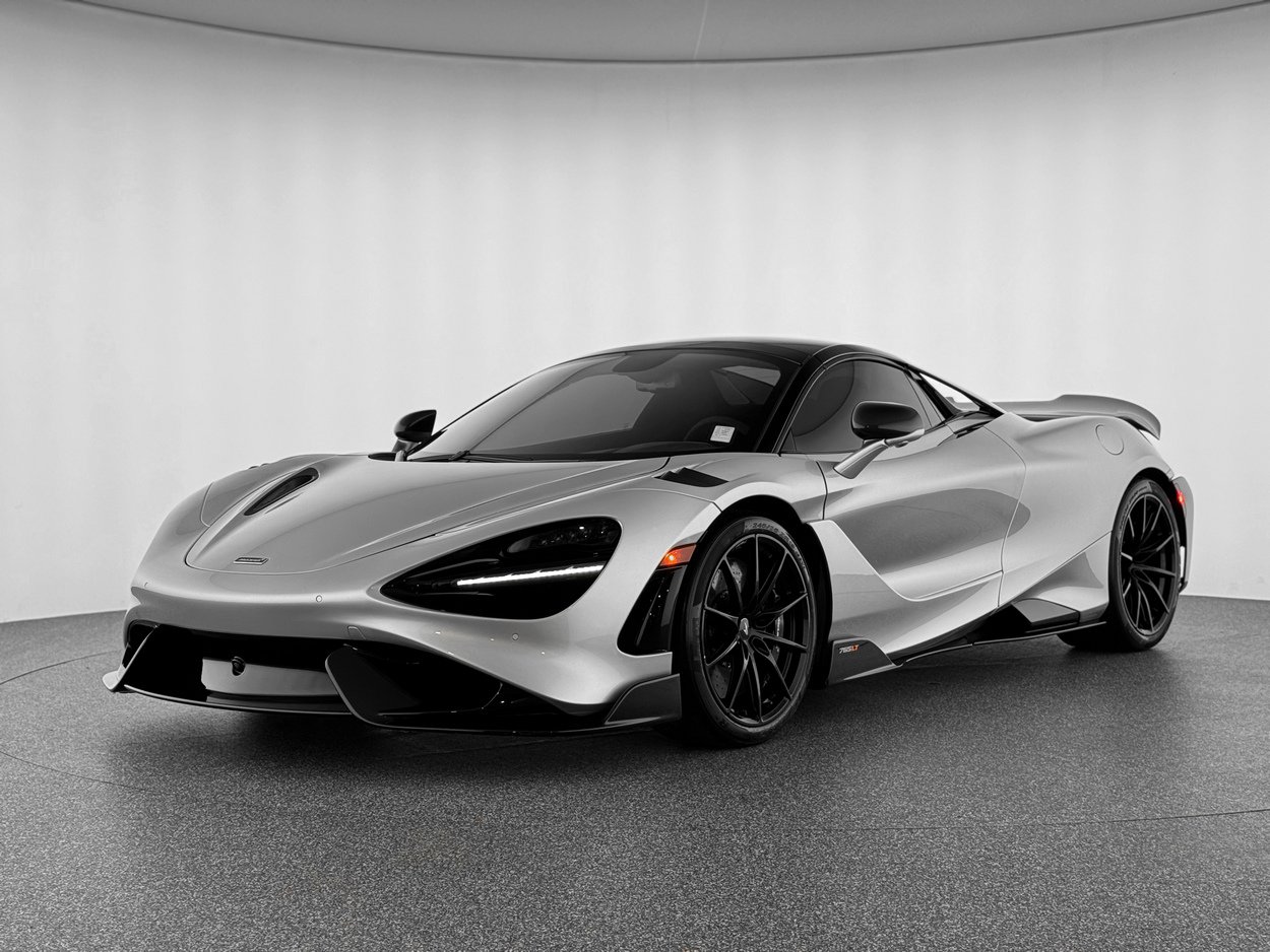 2022 McLaren 765LT Base's photo