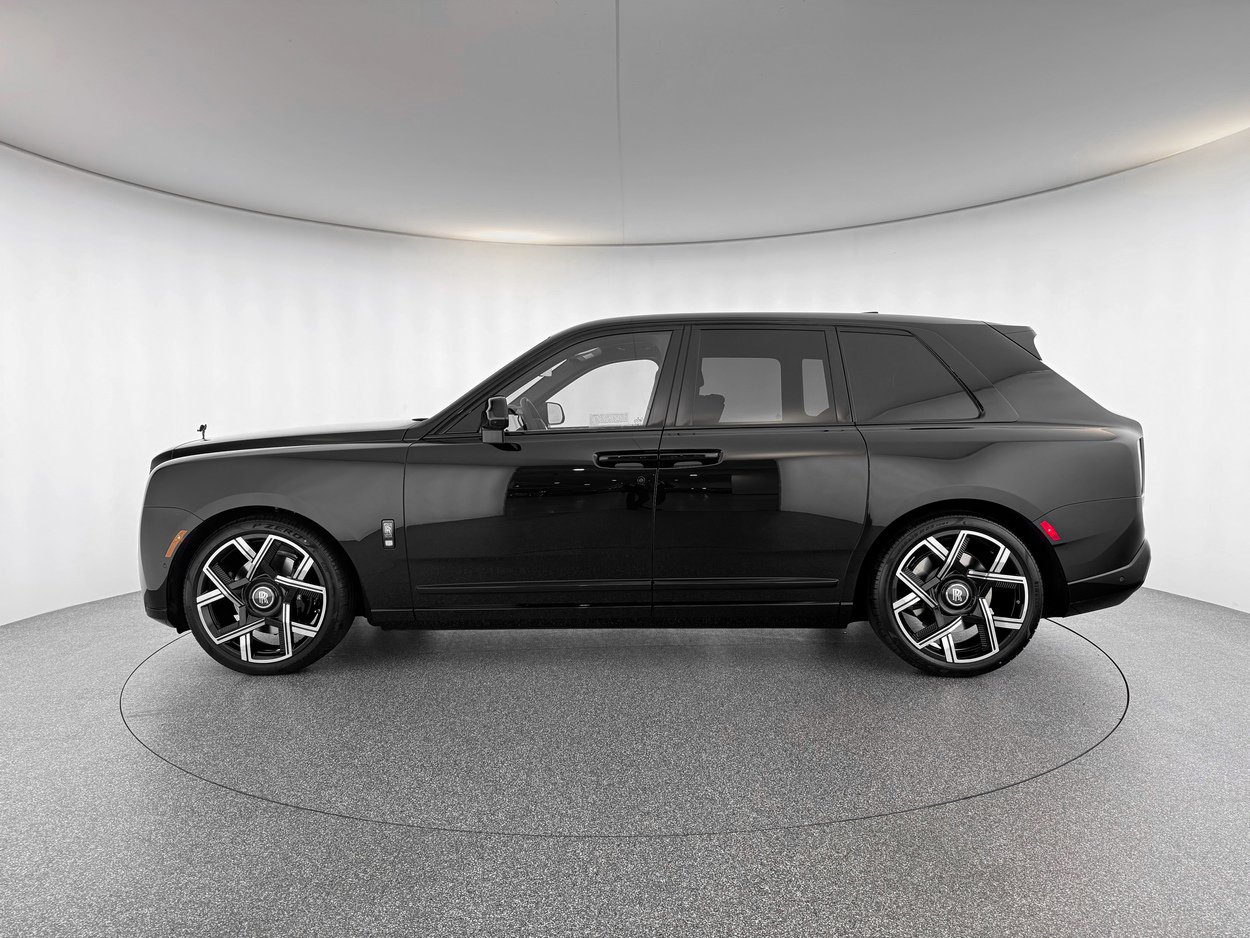 2026 Rolls-Royce Cullinan Black Badge - Photo 9