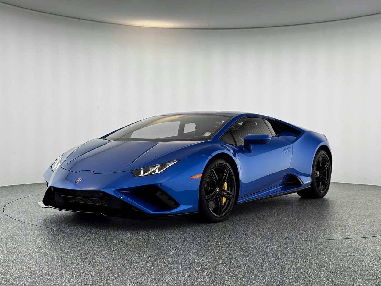 2020 Lamborghini Huracan EVO Coupe's photo