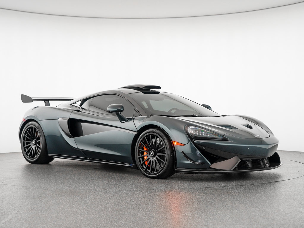 2020 McLaren 620R's photo