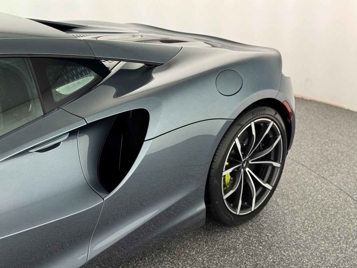 2023 McLaren Artura Vision - Photo 43