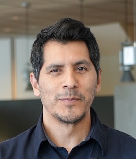Staff member Juan Jeronimo from ID_26211e