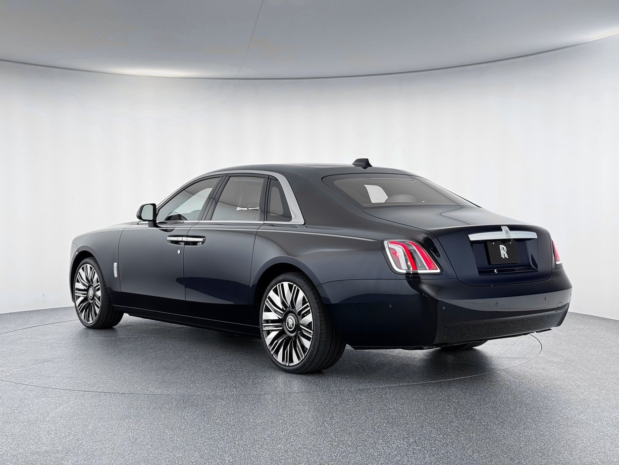 2026 Rolls-Royce Ghost Base - Photo 2