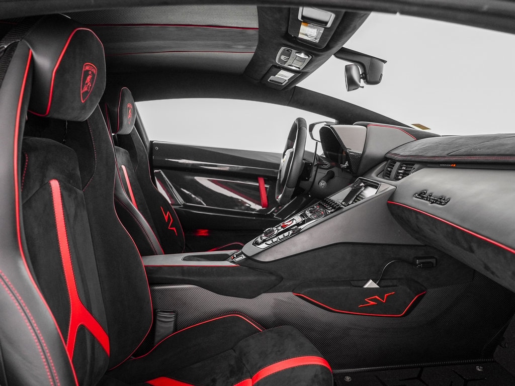 2016 Lamborghini Aventador Superveloce - Photo 25