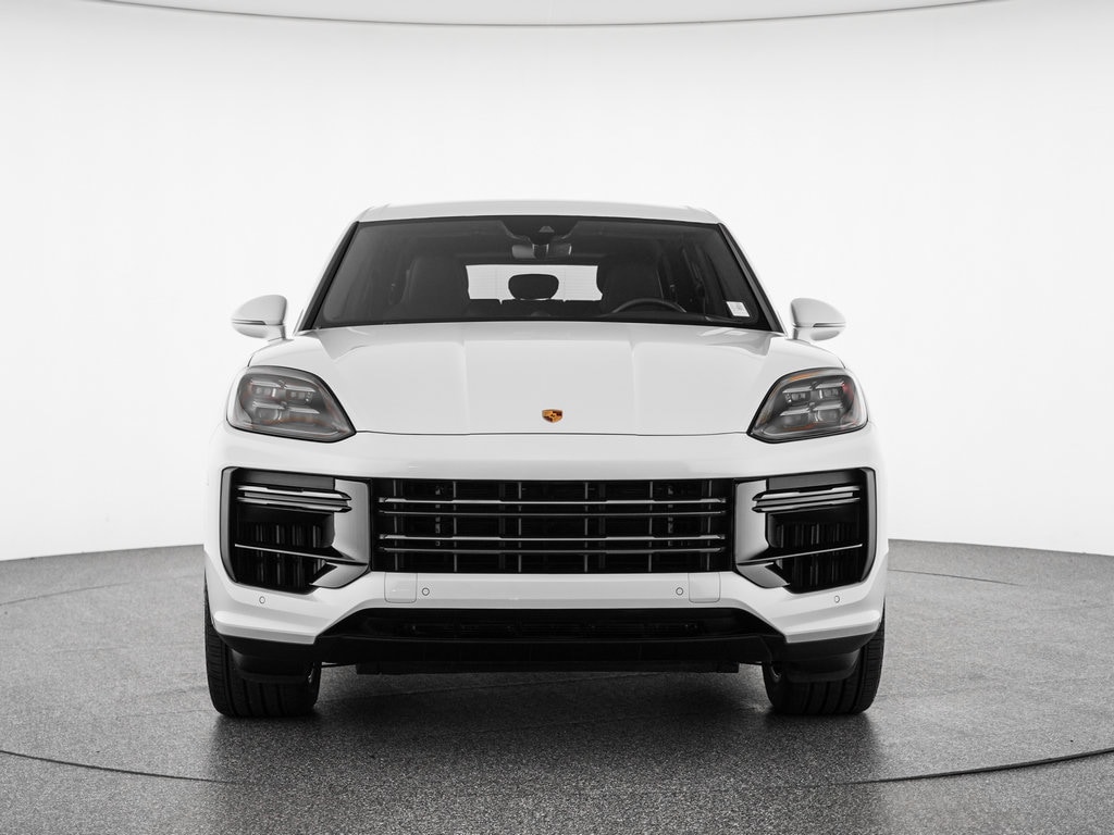 2024 Porsche Cayenne Turbo E-Hybrid - Photo 8