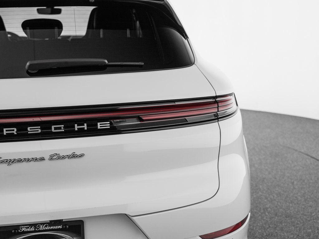 2024 Porsche Cayenne Turbo E-Hybrid - Photo 46