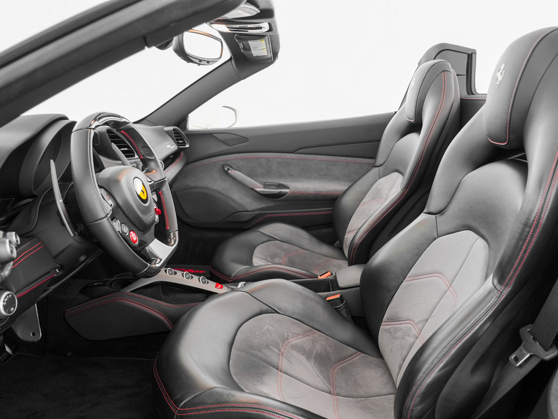 2019 Ferrari 488 Spider Base - Photo 16