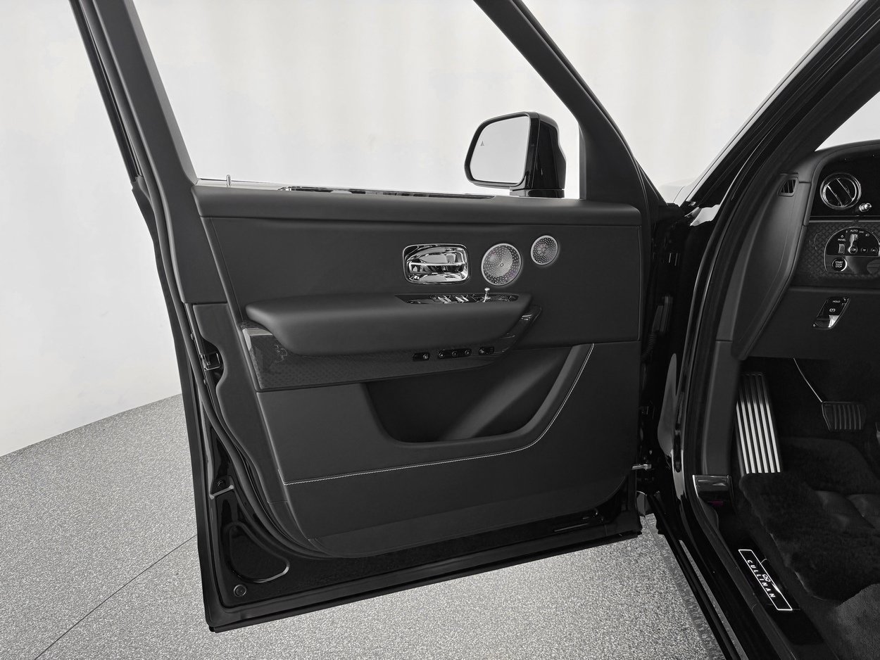 2026 Rolls-Royce Cullinan Black Badge - Photo 12