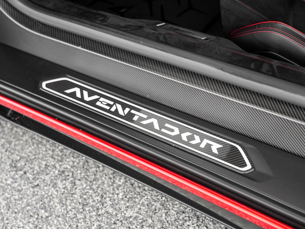 2016 Lamborghini Aventador Superveloce - Photo 14
