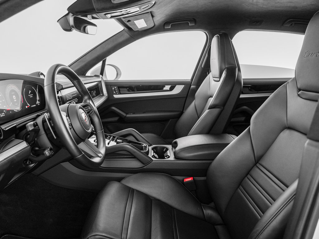 2024 Porsche Cayenne Turbo E-Hybrid - Photo 15