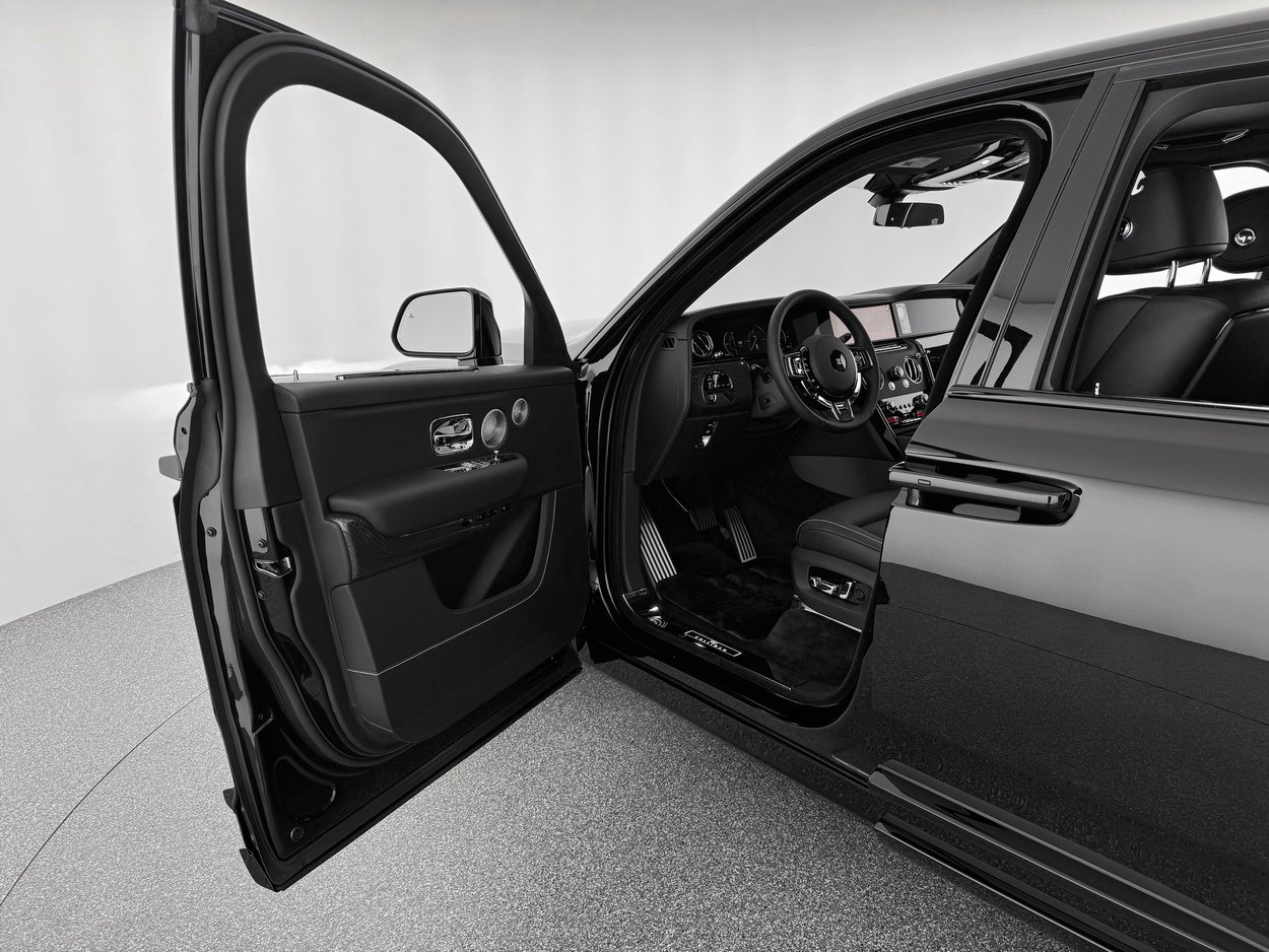 2026 Rolls-Royce Cullinan Black Badge - Photo 11