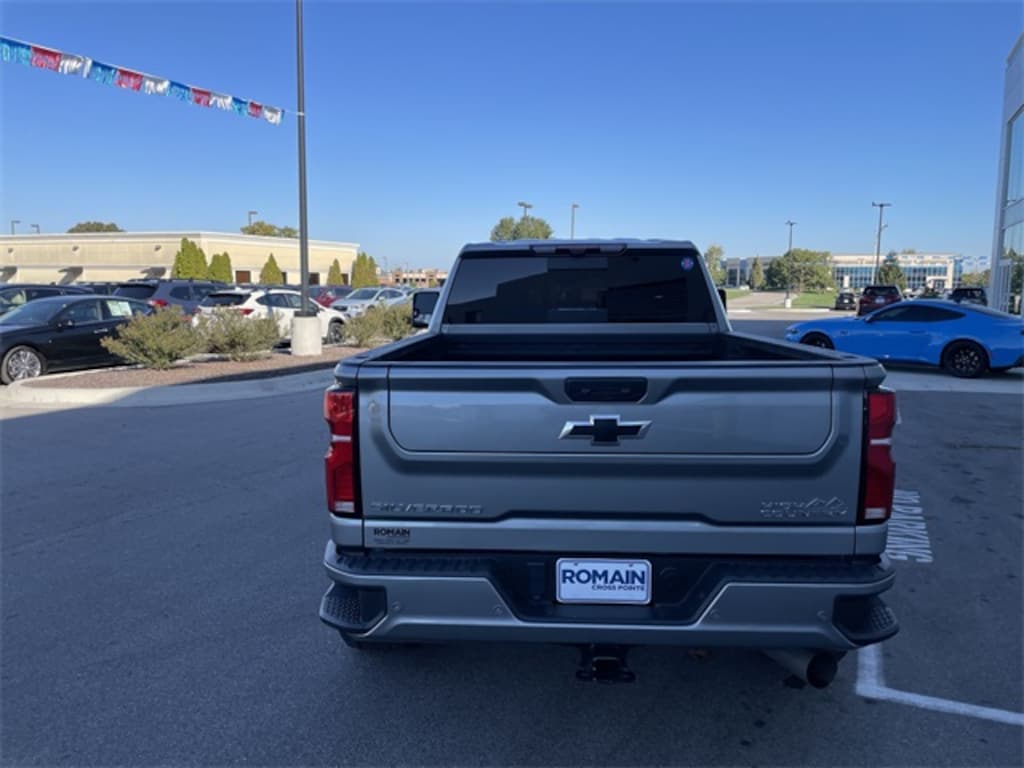 Used 2024 Chevrolet Silverado 2500 HD High Country Truck Crew Cab