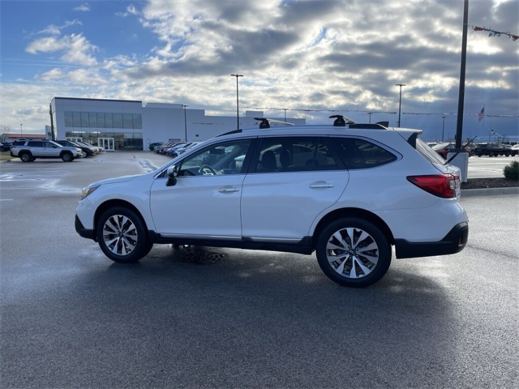 Used 2019 Subaru Outback 3.6R Touring SUV