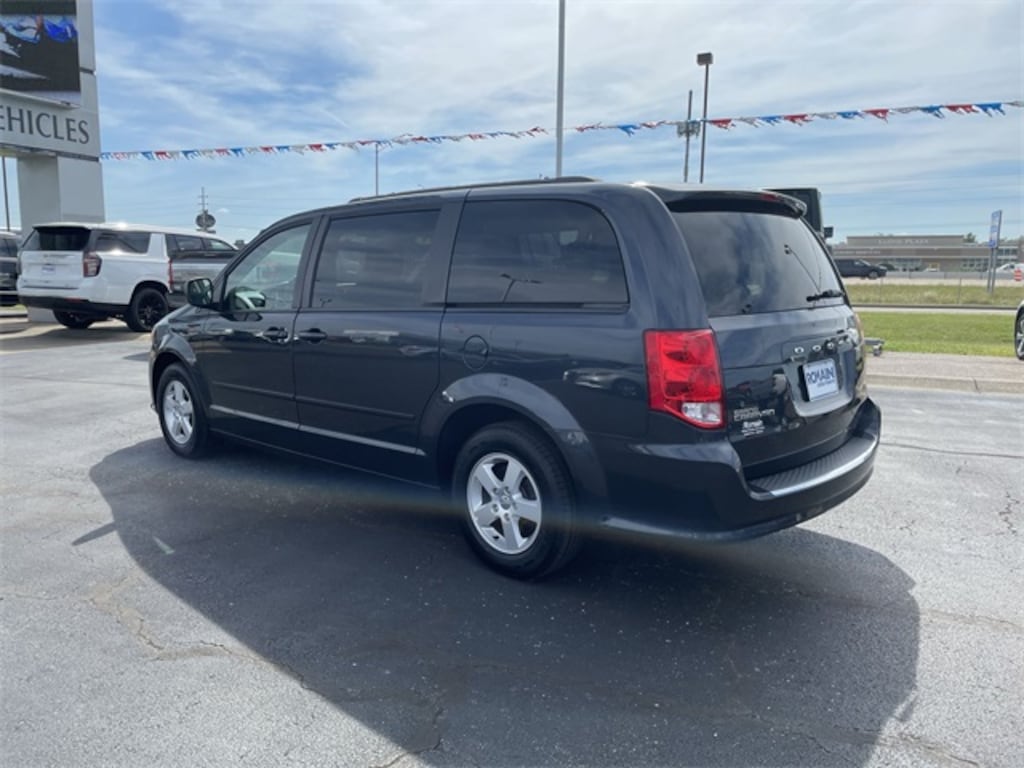 Used 2013 Dodge Grand Caravan SXT Van
