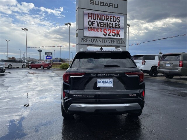 2026 Gmc Terrain Denali photo 2