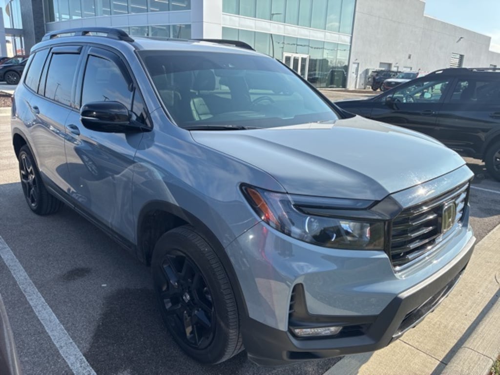Used 2025 Honda Passport Black Edition SUV