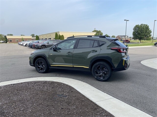 2025 Subaru Crosstrek Sport photo 3