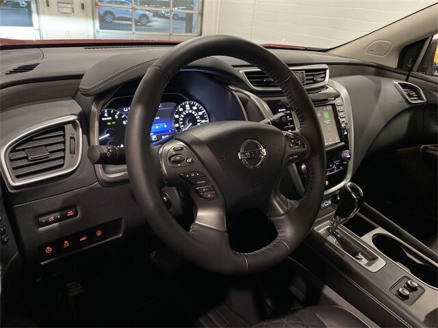2019 Nissan Murano Platinum photo 2