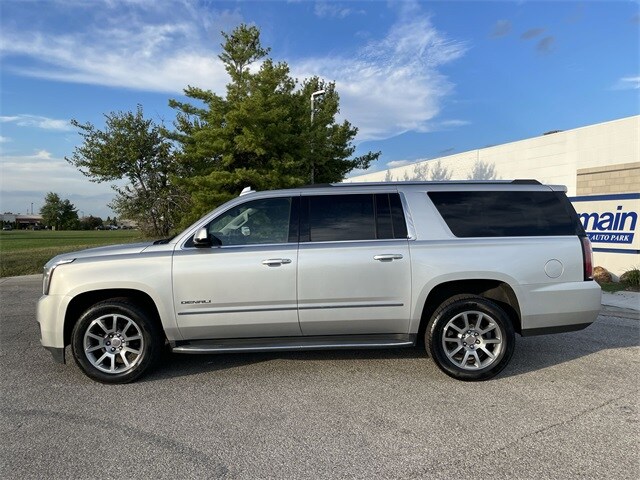 2020 Gmc Yukon XL Denali photo 2