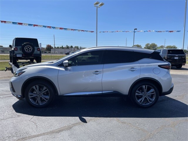 2024 Nissan Murano Platinum photo 2