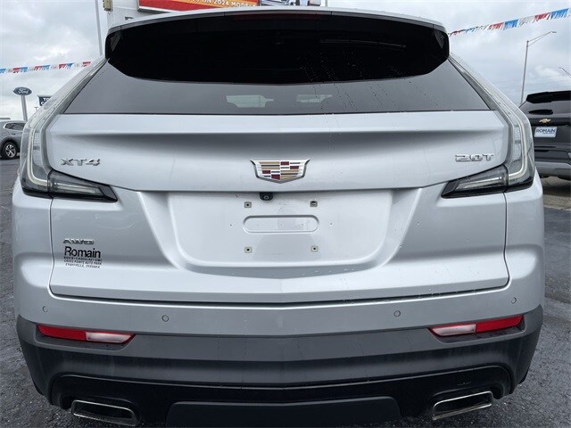 2019 Cadillac XT4 Sport photo 3
