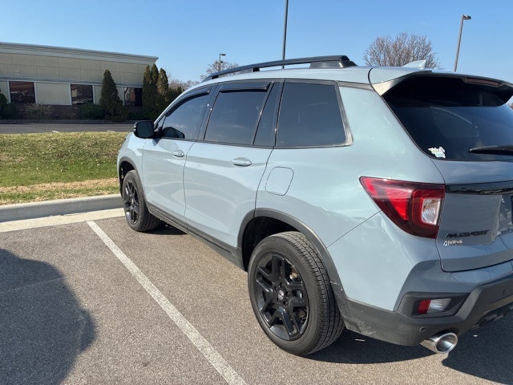 Used 2025 Honda Passport Black Edition SUV