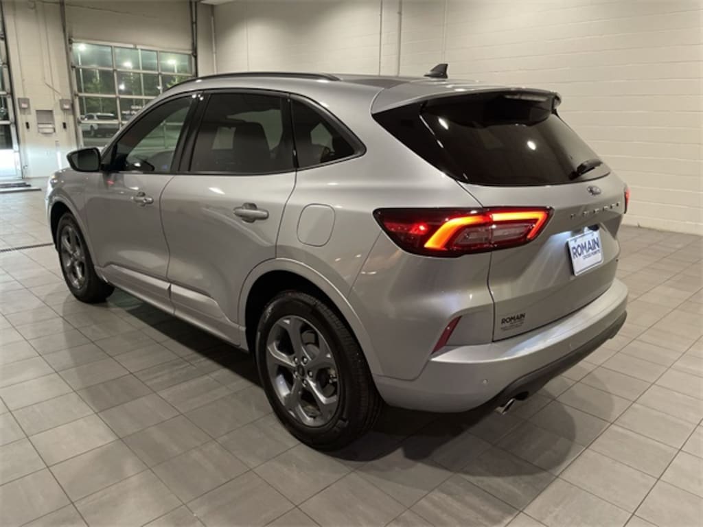 Used 2023 Ford Escape ST-Line SUV