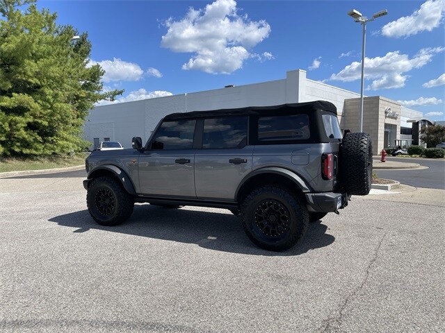 2022 Ford Bronco Badlands photo 3