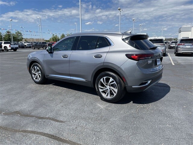 2021 Buick Envision Essence photo 3