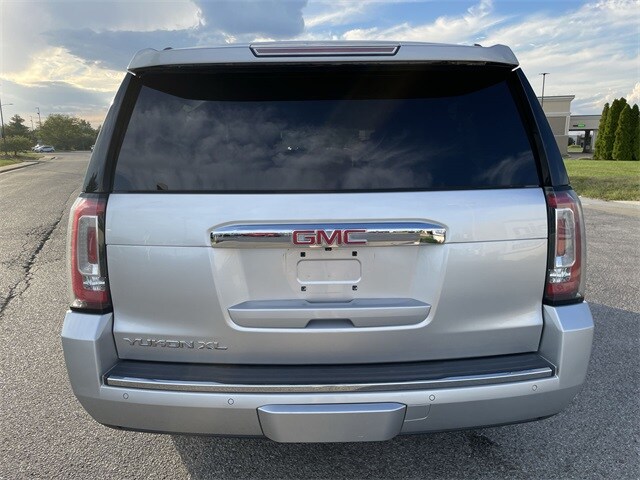2020 Gmc Yukon XL Denali photo 4