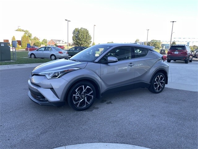 2019 Toyota C-HR Limited photo 2