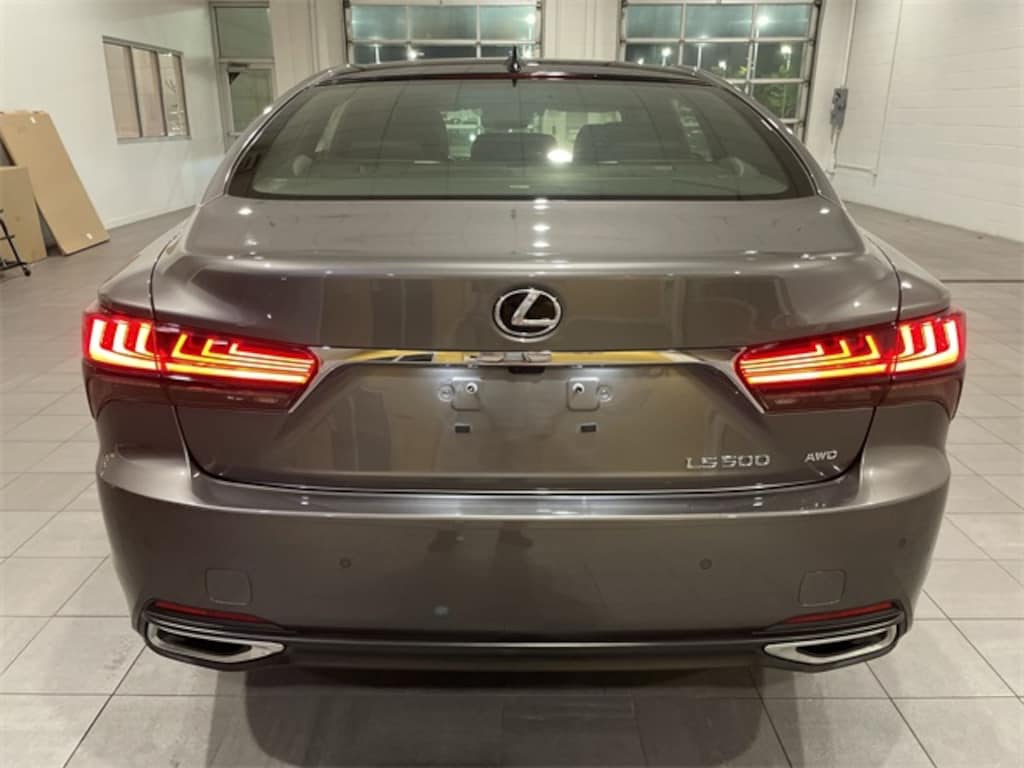 Used 2023 Lexus LS 500 Sedan