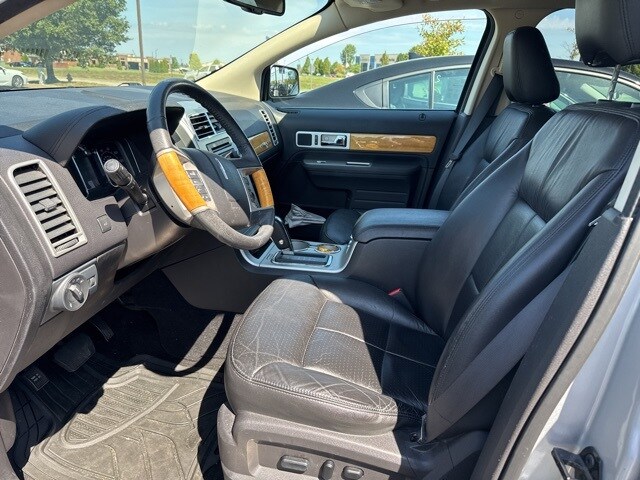 2010 Lincoln MKX Base photo 3