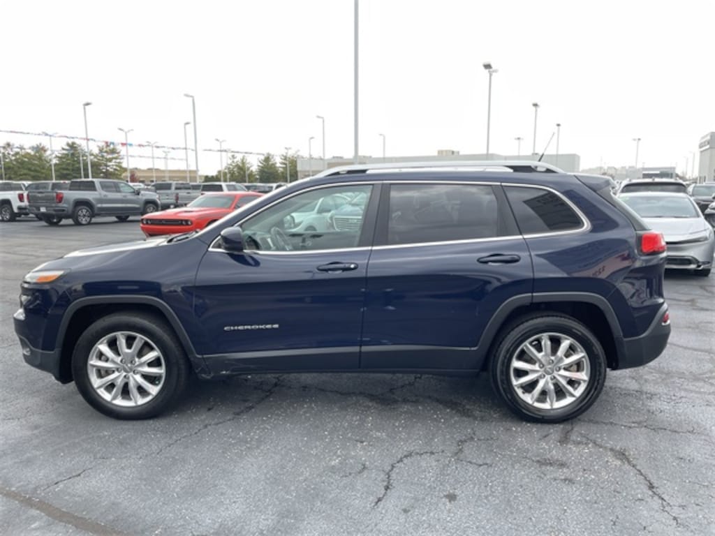 Used 2015 Jeep Cherokee Limited 4x4 SUV