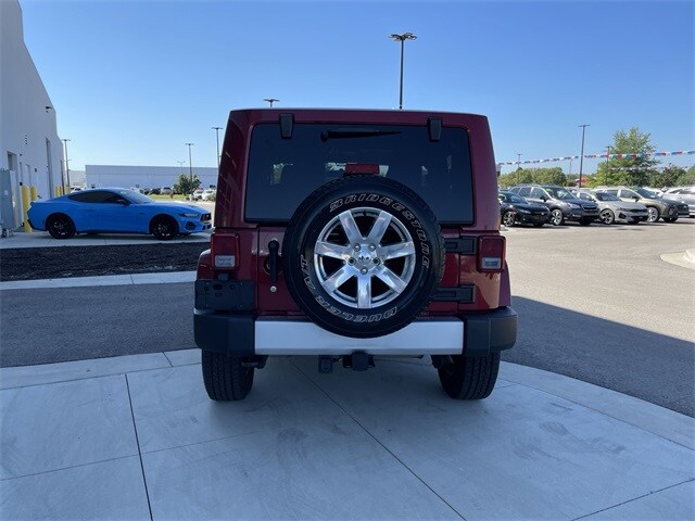 2012 Jeep Wrangler Sahara photo 4