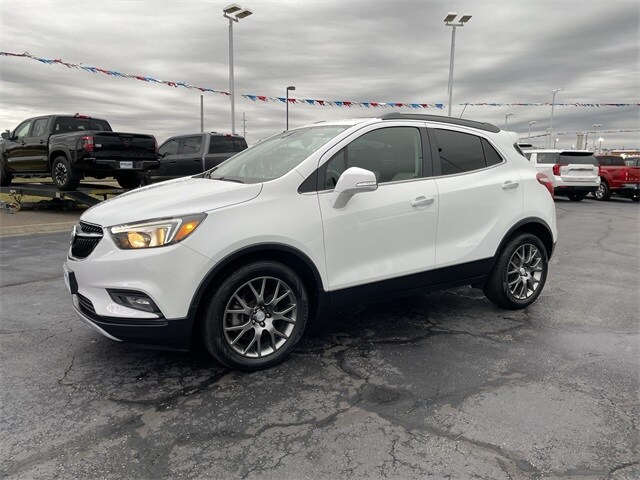 2019 Buick Encore Sport Touring photo 2