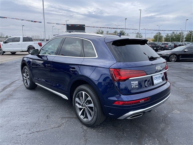 2025 Audi Q5 45 S line Premium Plus photo 2