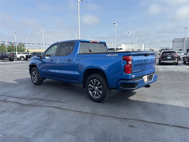 2022 Chevrolet Silverado 1500 RST photo 3