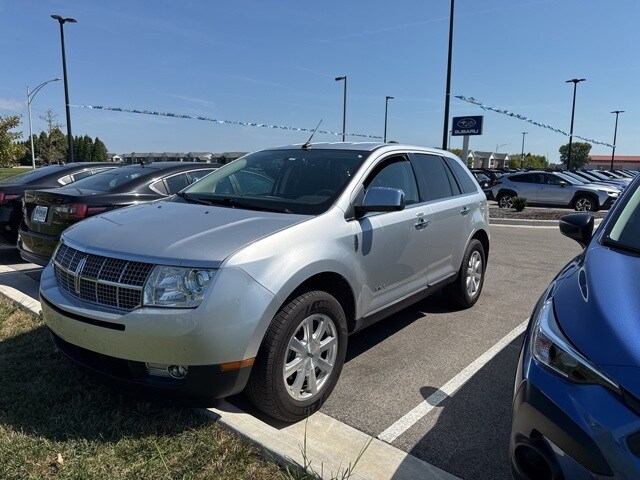 2010 Lincoln MKX Base photo 2