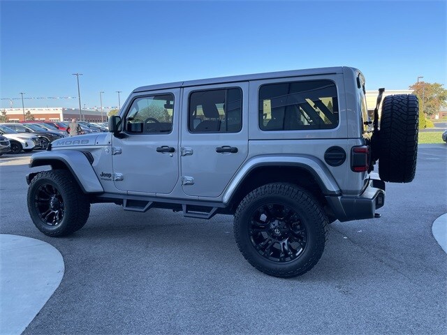 2018 Jeep Wrangler Unlimited Moab photo 3
