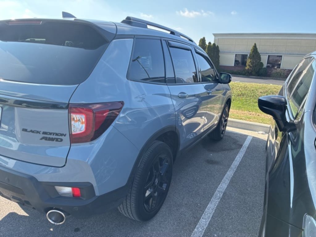 Used 2025 Honda Passport Black Edition SUV