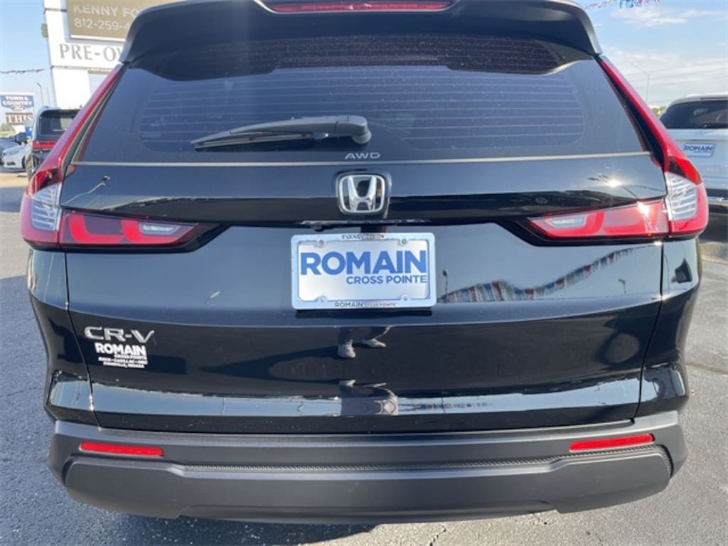 Used 2023 Honda CR-V LX SUV