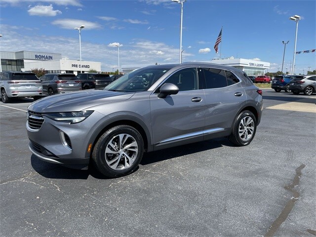 2021 Buick Envision Essence photo 2