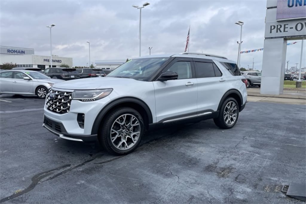 Used 2025 Ford Explorer Platinum SUV